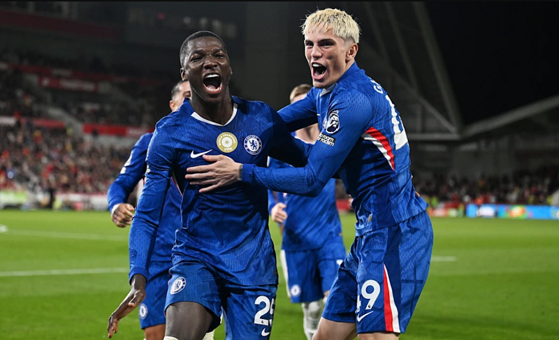 Owen Hargreaves: Chelsea phải bổ sung 2 vị trí trọng yếu để mơ vô địch