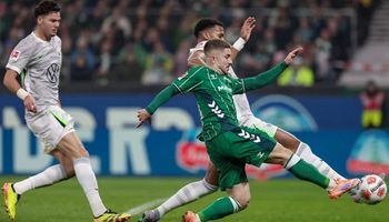 Werder Bremen vs VfL Wolfsburg (02:30 – 08/11) | Xem lại trận đấu